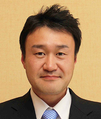 日下部 仁